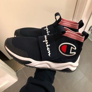 Champion Shoes, 6Y